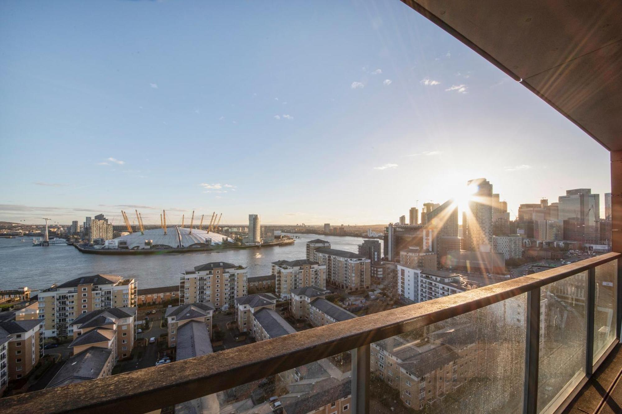 Canary Wharf & O2 伦敦 外观 照片